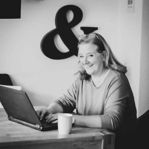 AvP sw Laptop 500x500 20240925